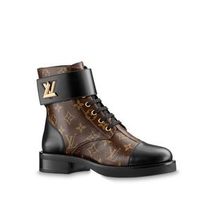 Louis Vuitton Wonderland Flat Ranger Boots (Excellent Condition) - Womens Boots